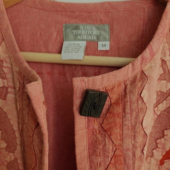 Vintage-Inspired Quilted Pink Patchwork Sweater Jacket - Picture 4 of 6